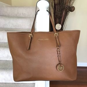 Michael Kors Jet Set Large Tote